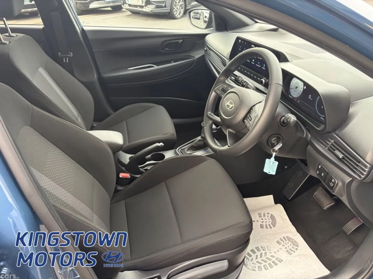 Hyundai i20 Hatchback, Petrol, 2026, Blue