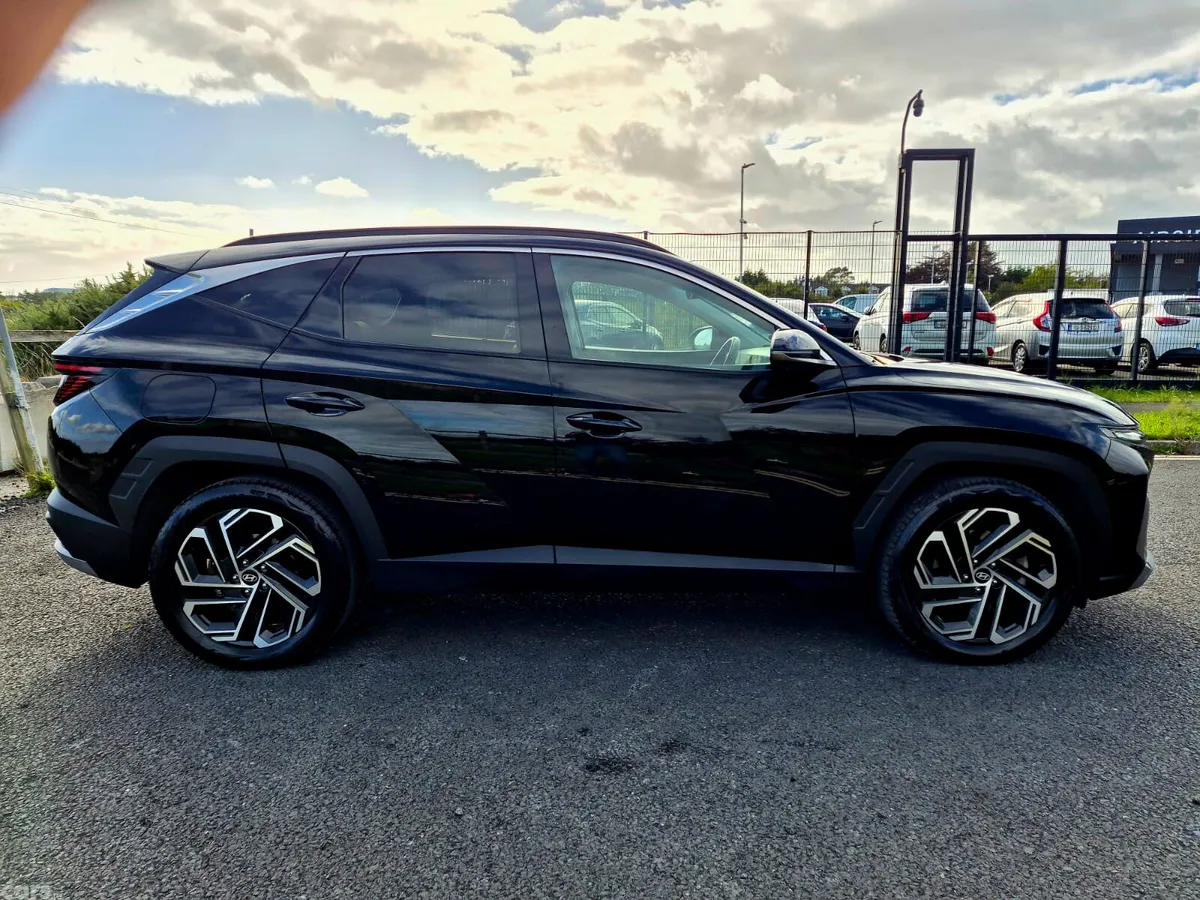 Hyundai Tucson SUV, Petrol Plug-in Hybrid, 2024, Black