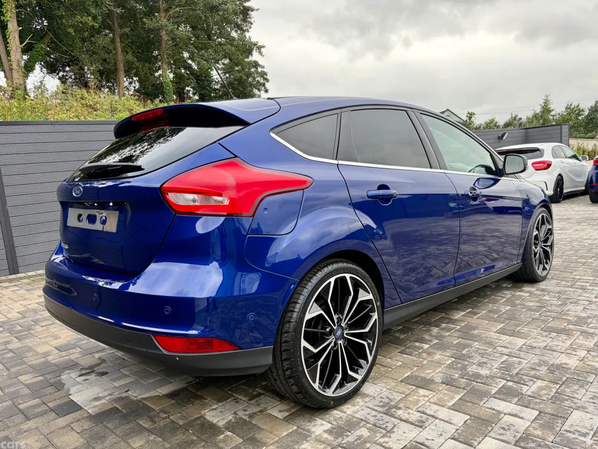 Ford Focus Hatchback, Diesel, 2017, Blue