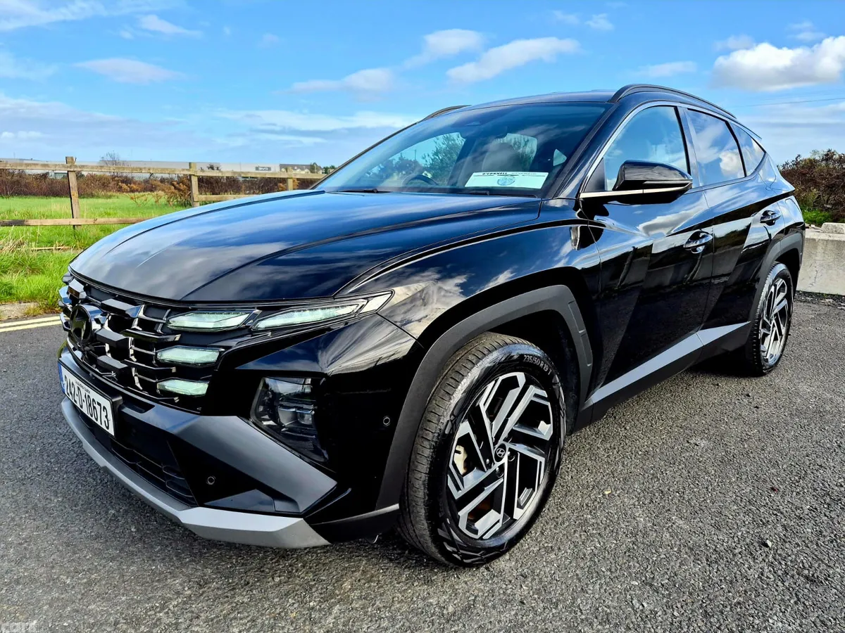 Hyundai Tucson SUV, Petrol Plug-in Hybrid, 2024, Black