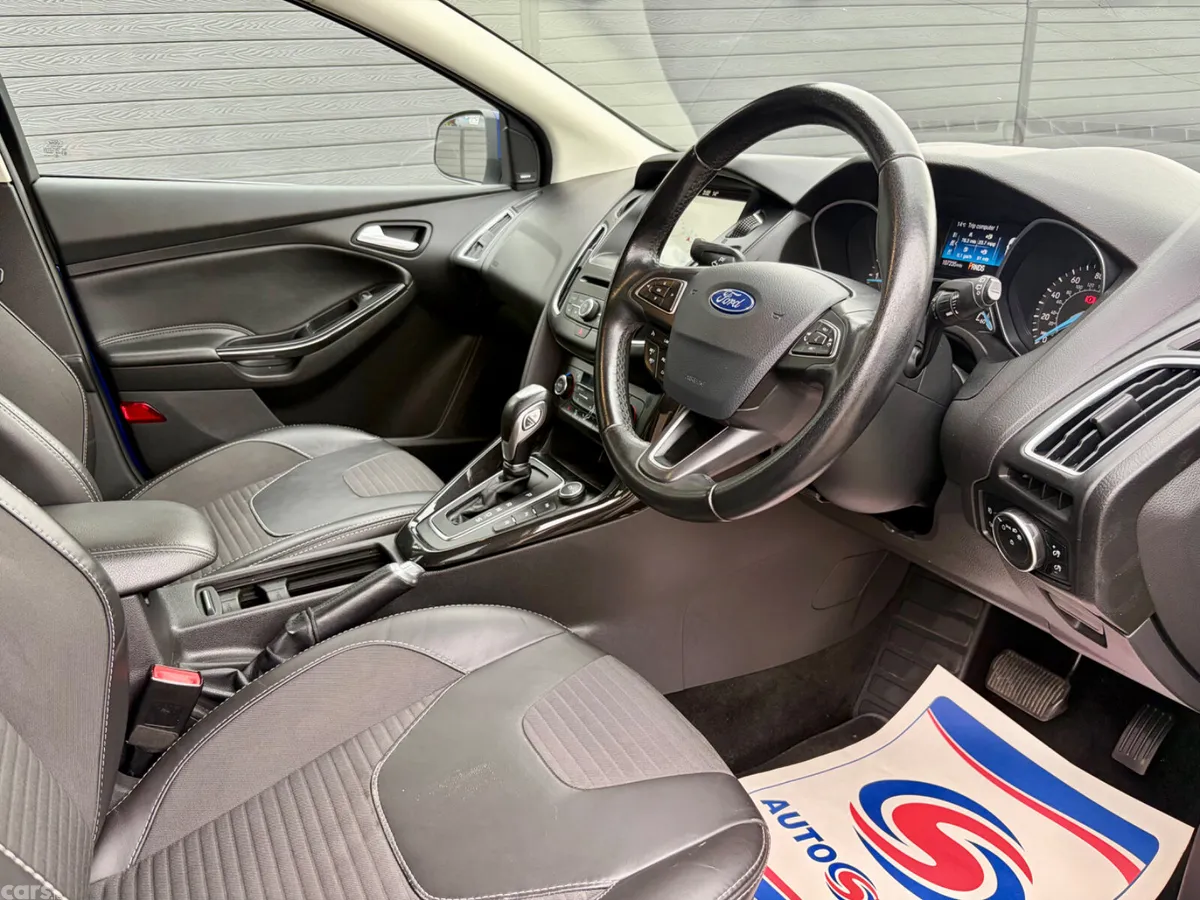 Ford Focus Hatchback, Diesel, 2017, Blue