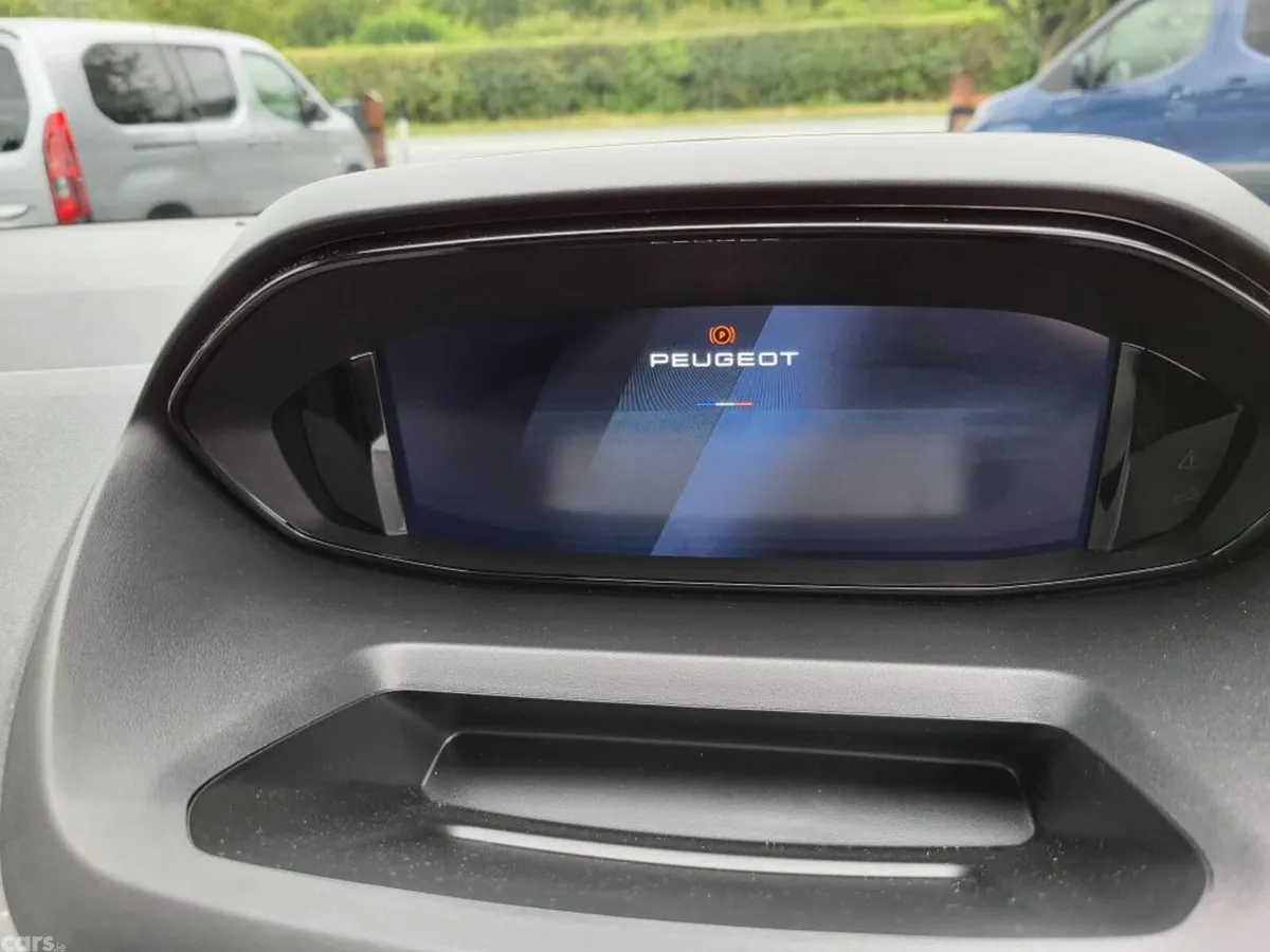 Peugeot Rifter MPV, Diesel, 2026, Blue