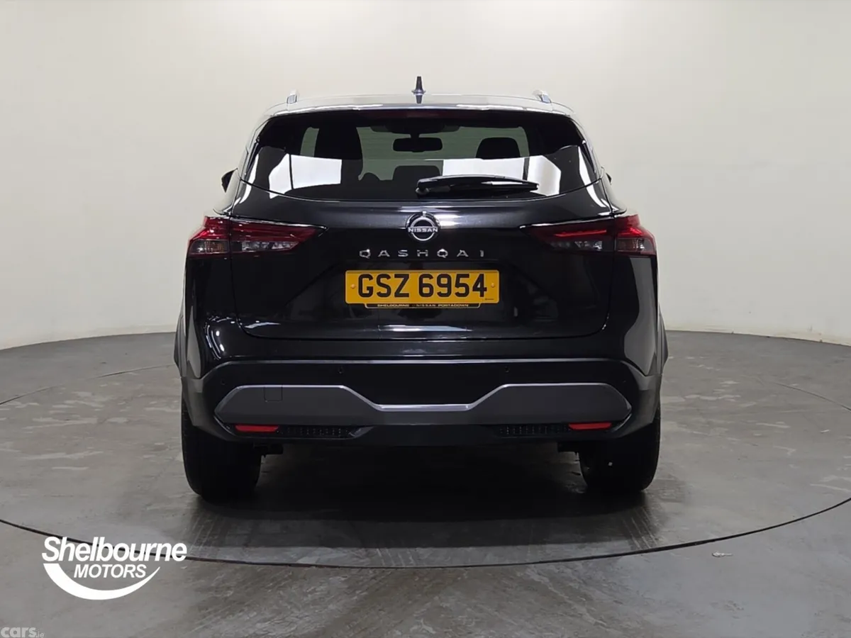 Nissan Qashqai Hatchback, Petrol, 2023, Black