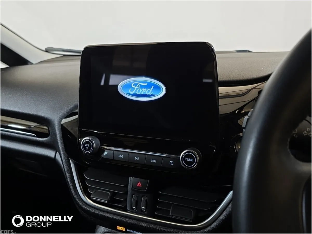 Ford Fiesta Hatchback, Petrol, 2018, Black