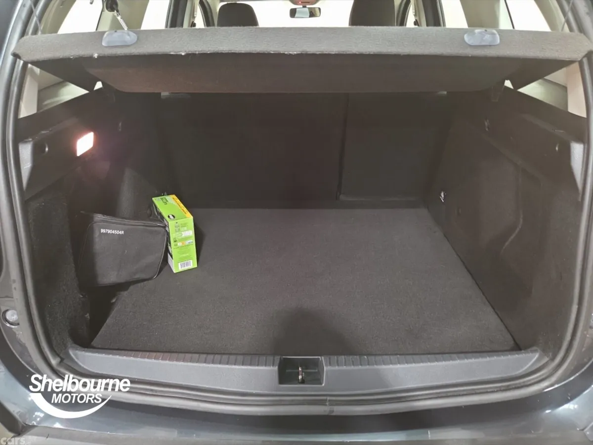 Dacia Duster Estate, Petrol, 2023, Grey
