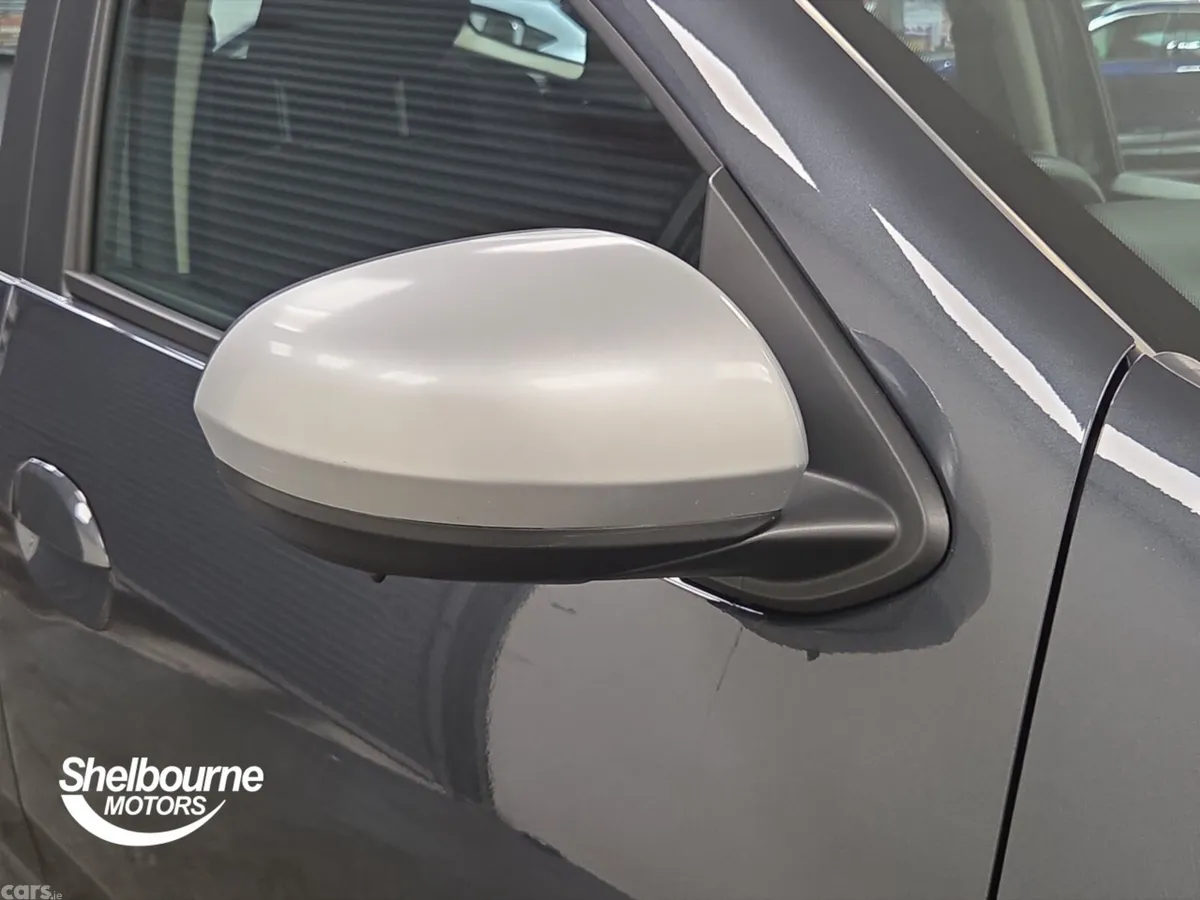 Dacia Duster Estate, Petrol, 2023, Grey