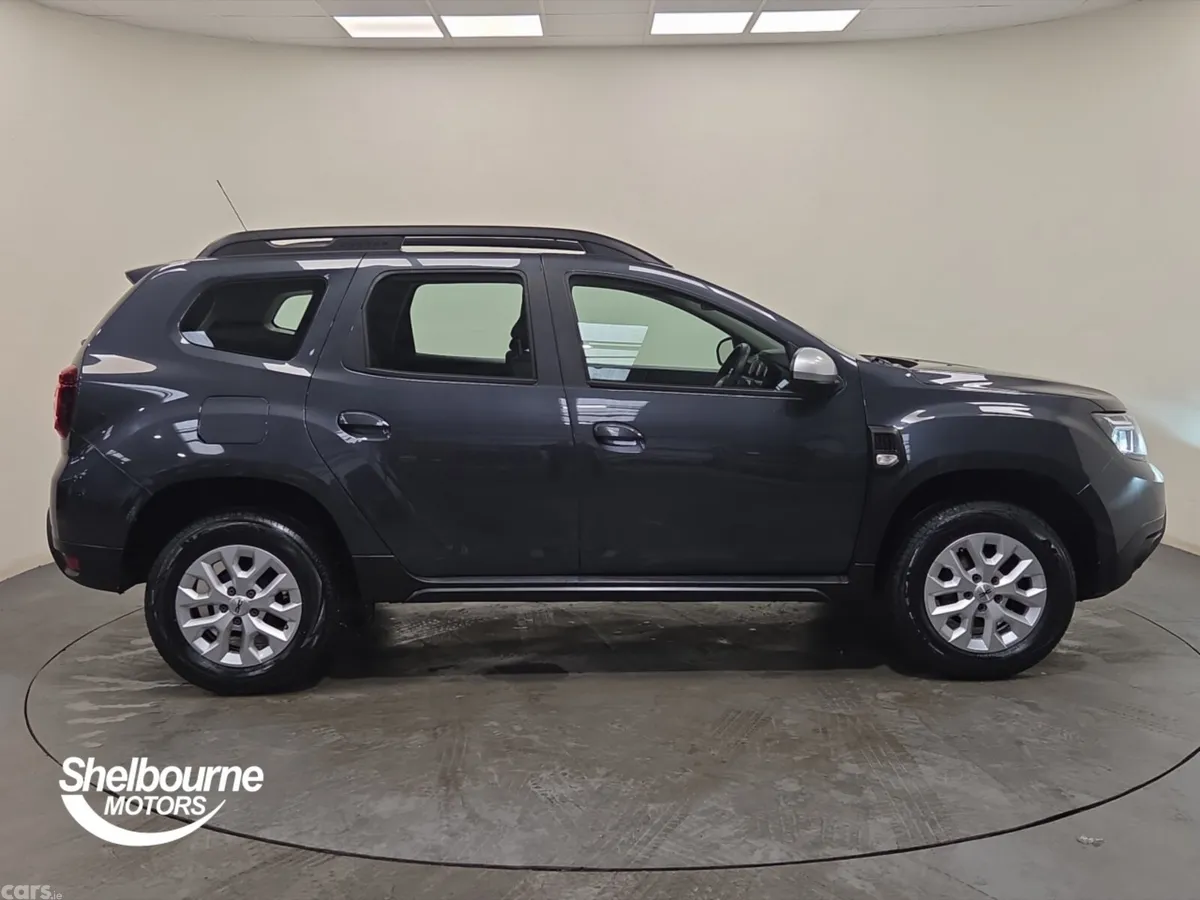 Dacia Duster Estate, Petrol, 2023, Grey