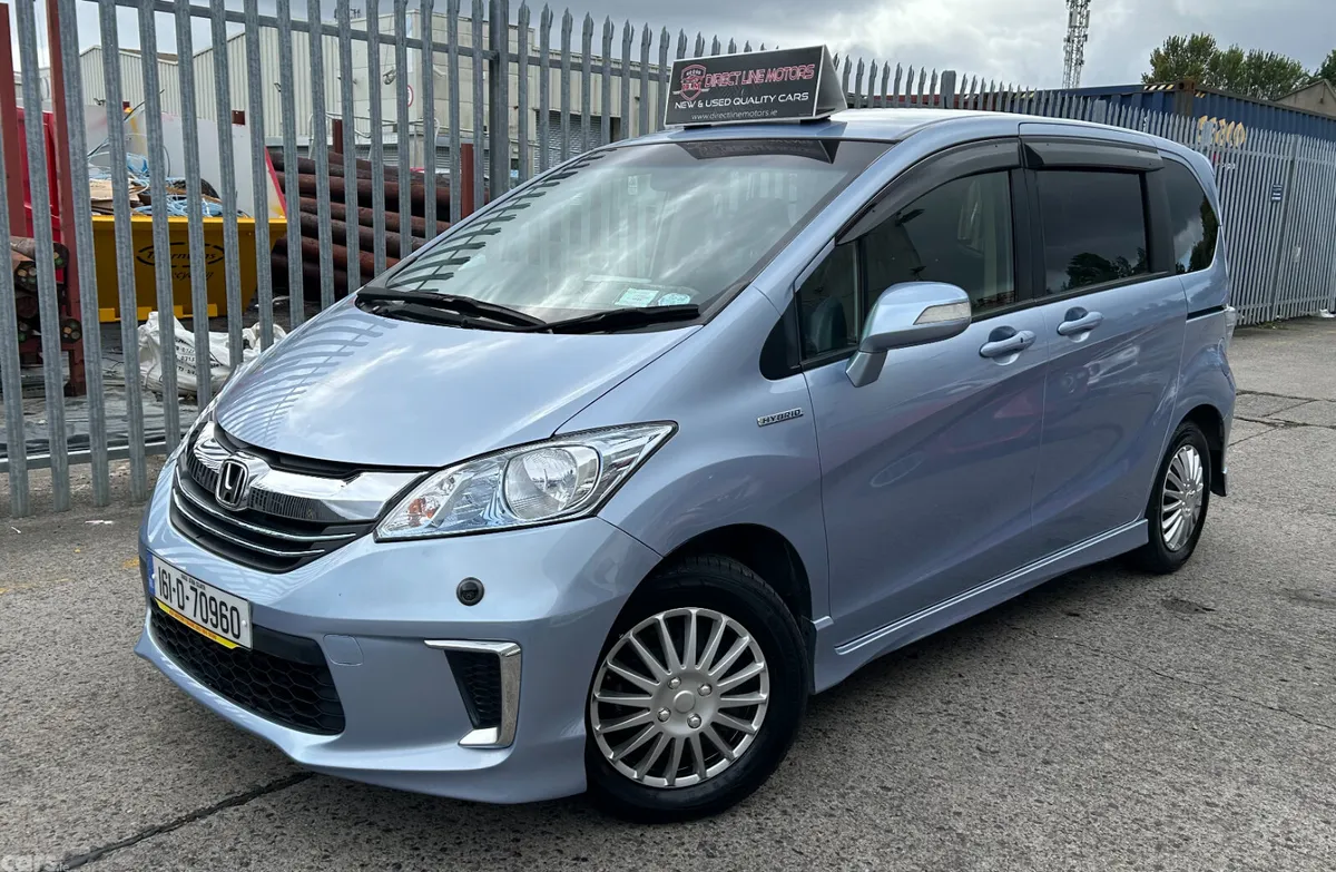 Honda Freed MPV, Petrol Hybrid, 2016, Blue