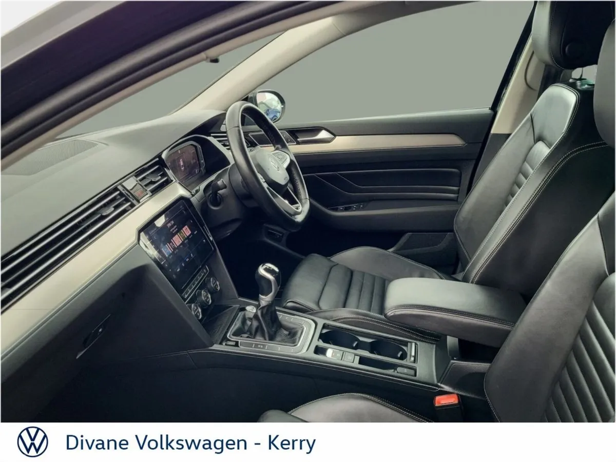 Volkswagen Passat Saloon, Diesel, 2020, Black