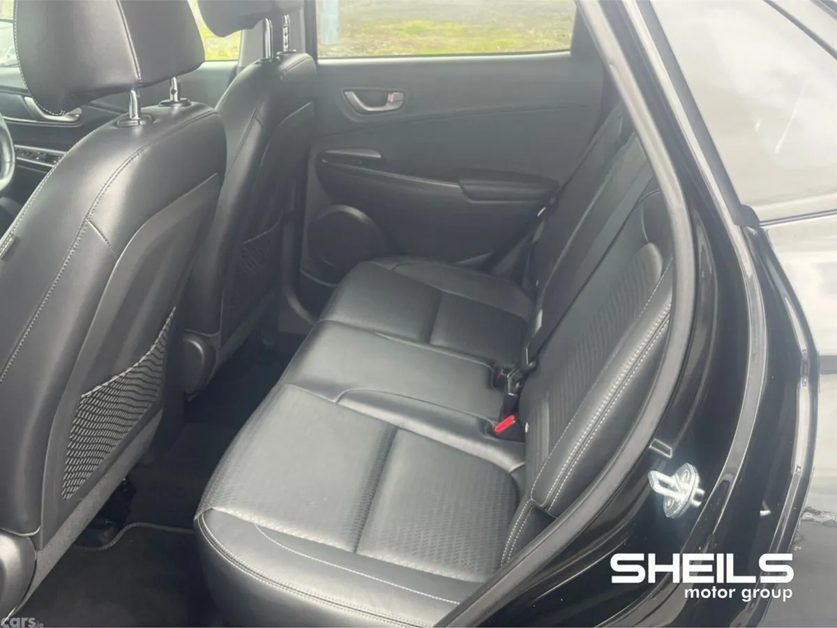 Hyundai KONA Hatchback, Petrol, 2019, Black