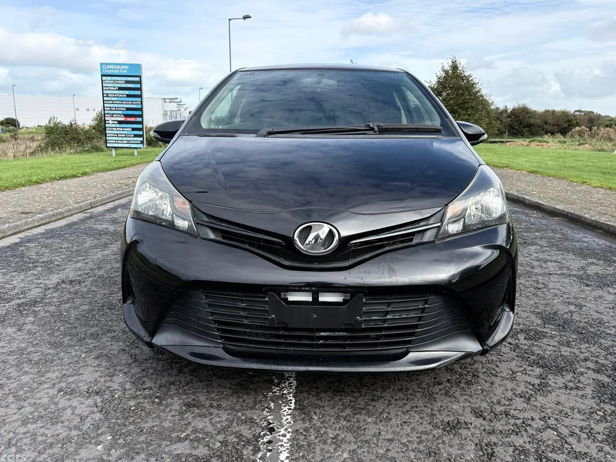 Toyota Vitz Hatchback, Petrol, 2015, Black