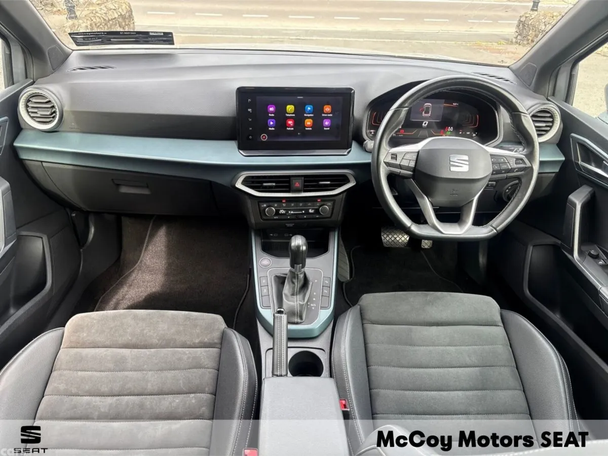SEAT Arona SUV, Petrol, 2023, Silver