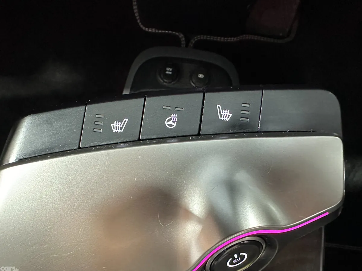 Kia EV6 MPV, Electric, 2026, White