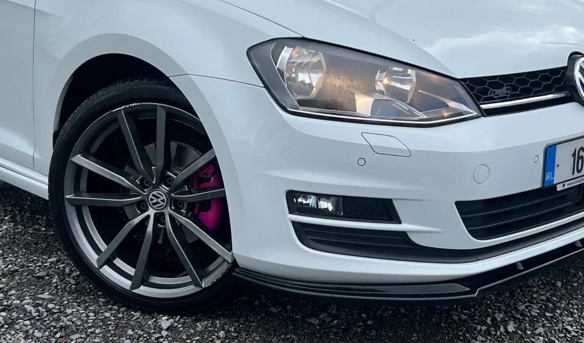 Volkswagen Golf Hatchback, Diesel, 2016, White
