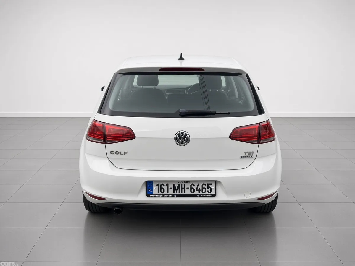 Volkswagen Golf Hatchback, Petrol, 2016, White