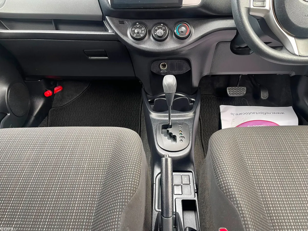 Toyota Vitz Hatchback, Petrol, 2015, Brown