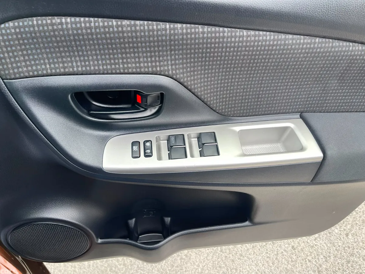 Toyota Vitz Hatchback, Petrol, 2015, Brown