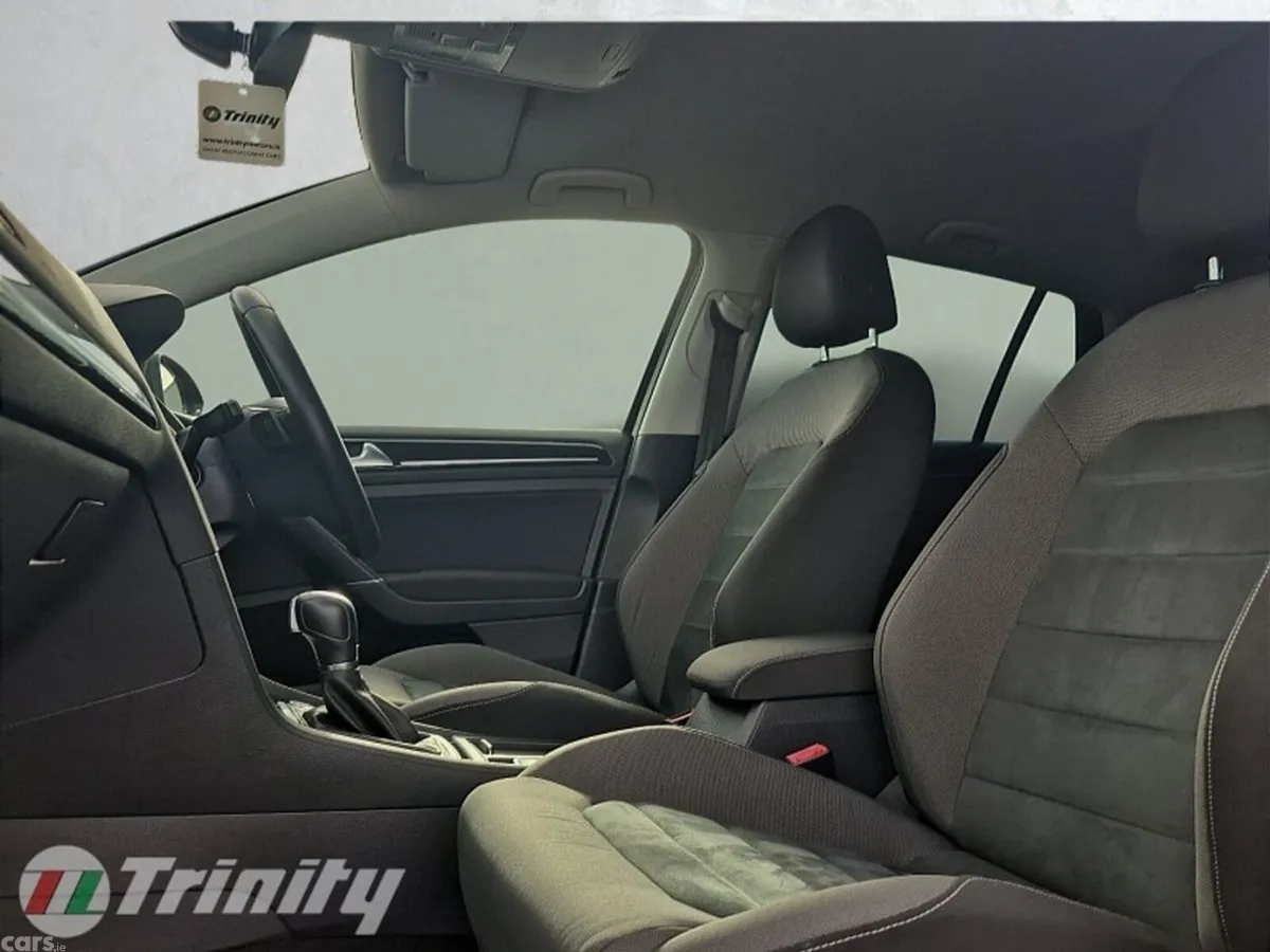 Volkswagen Golf Hatchback, Petrol, 2018, Black