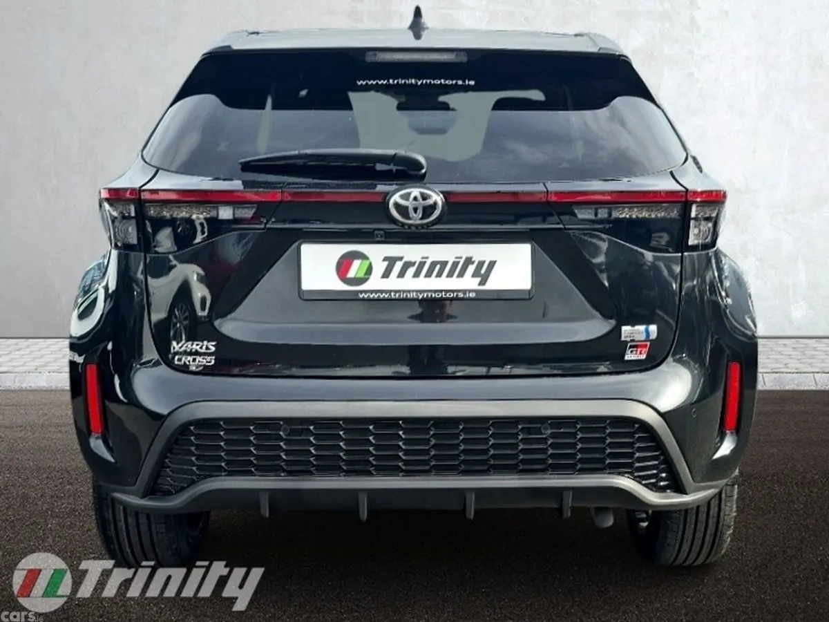 Toyota Yaris Cross SUV, Petrol Hybrid, 2023, Black