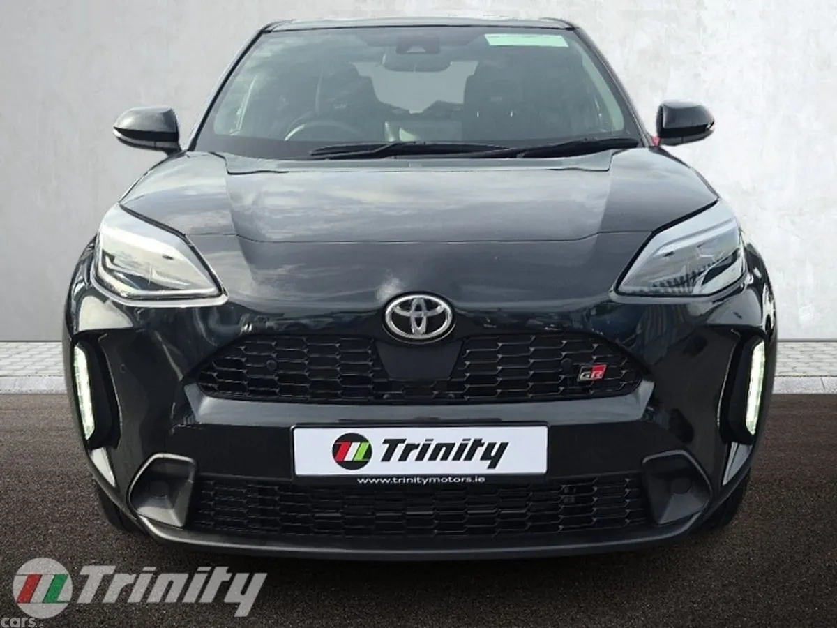 Toyota Yaris Cross SUV, Petrol Hybrid, 2023, Black