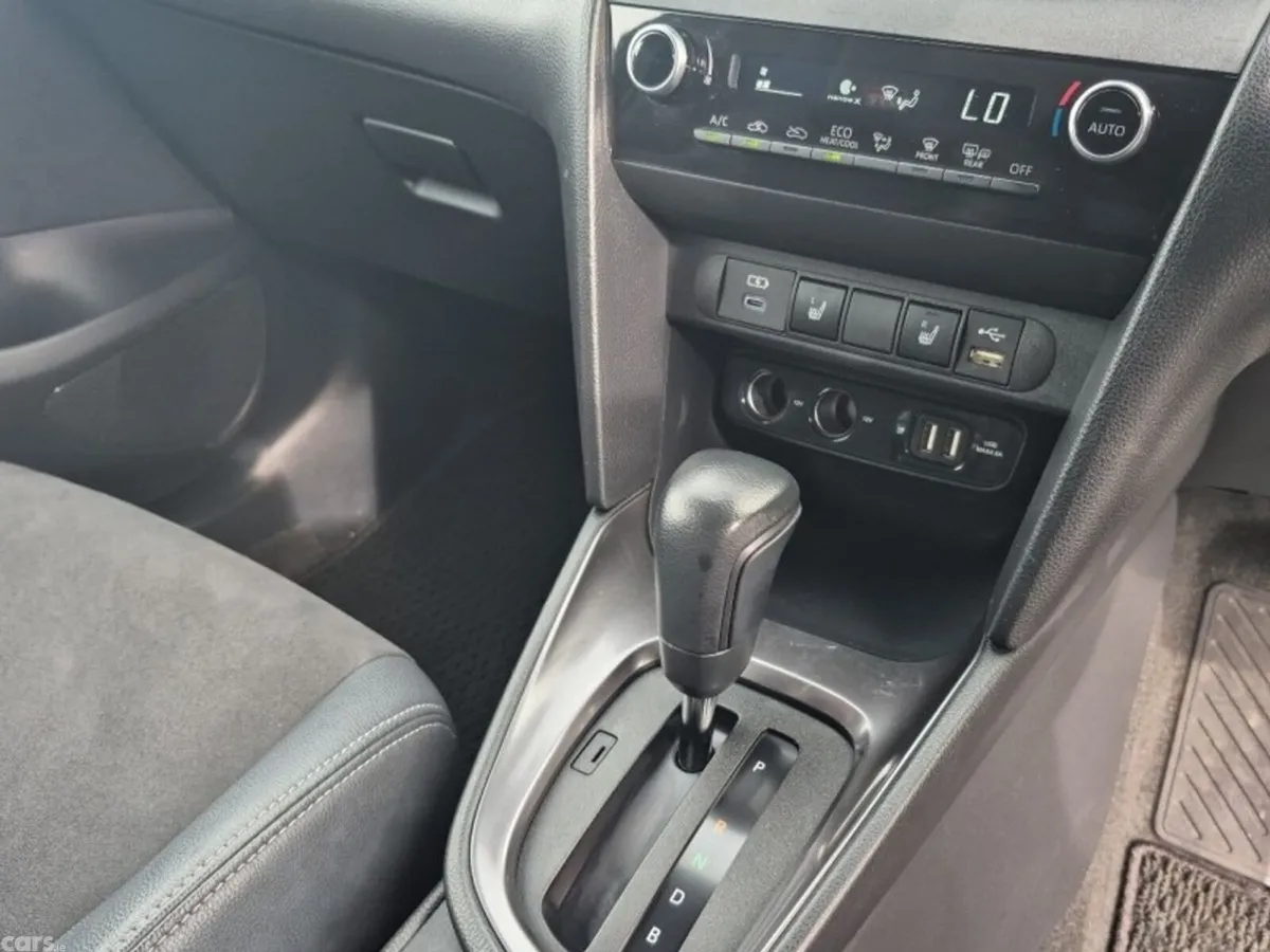 Toyota Yaris Cross SUV, Petrol Hybrid, 2023, Black