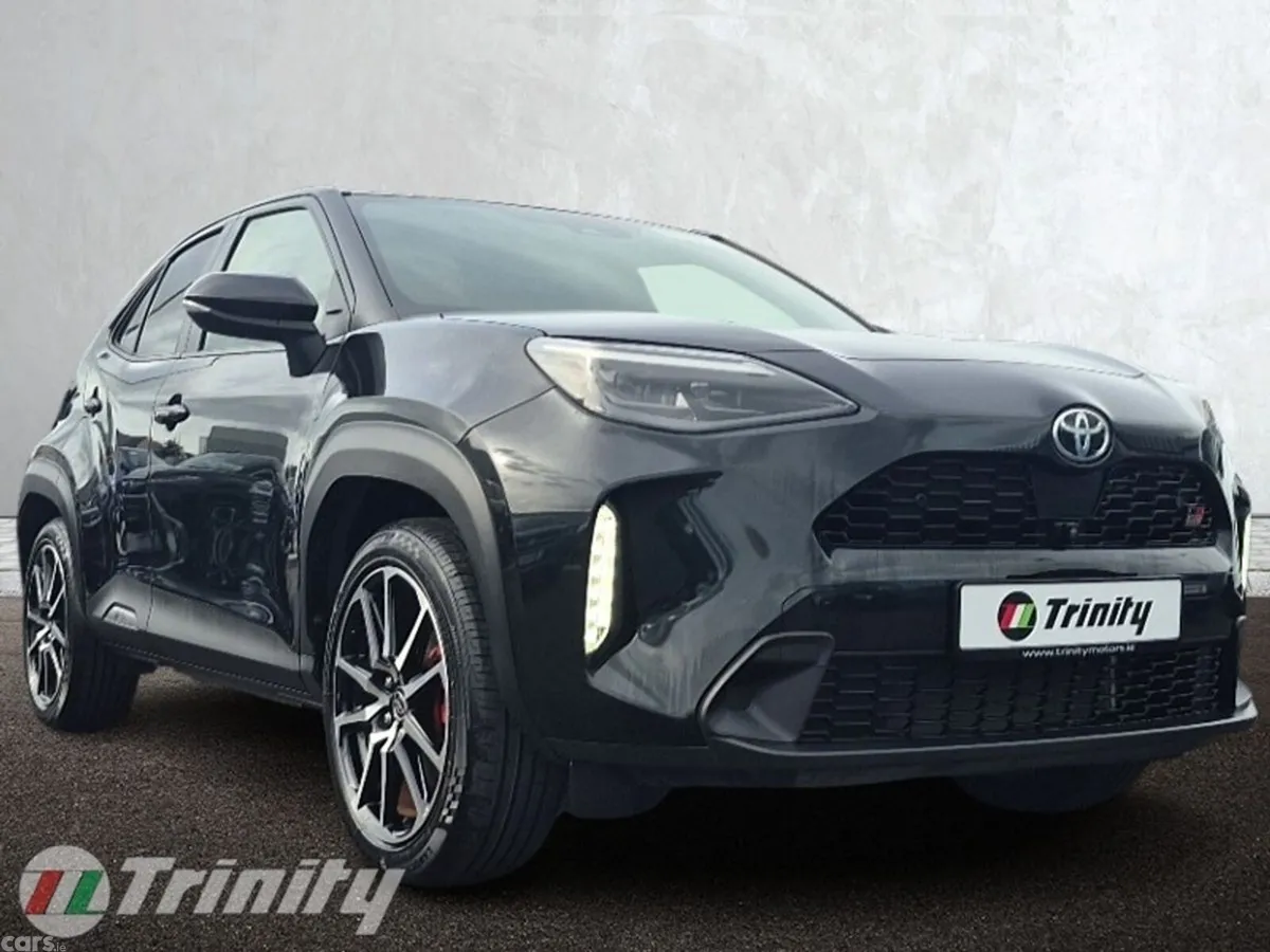 Toyota Yaris Cross SUV, Petrol Hybrid, 2023, Black