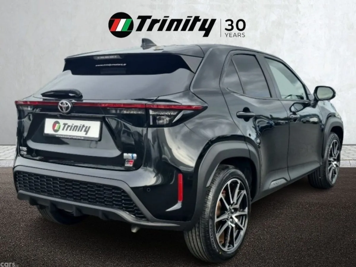 Toyota Yaris Cross SUV, Petrol Hybrid, 2023, Black
