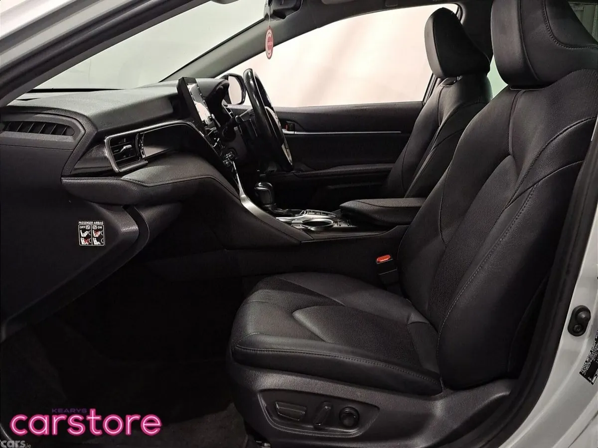 Toyota Camry Saloon, Petrol Hybrid, 2024, Grey