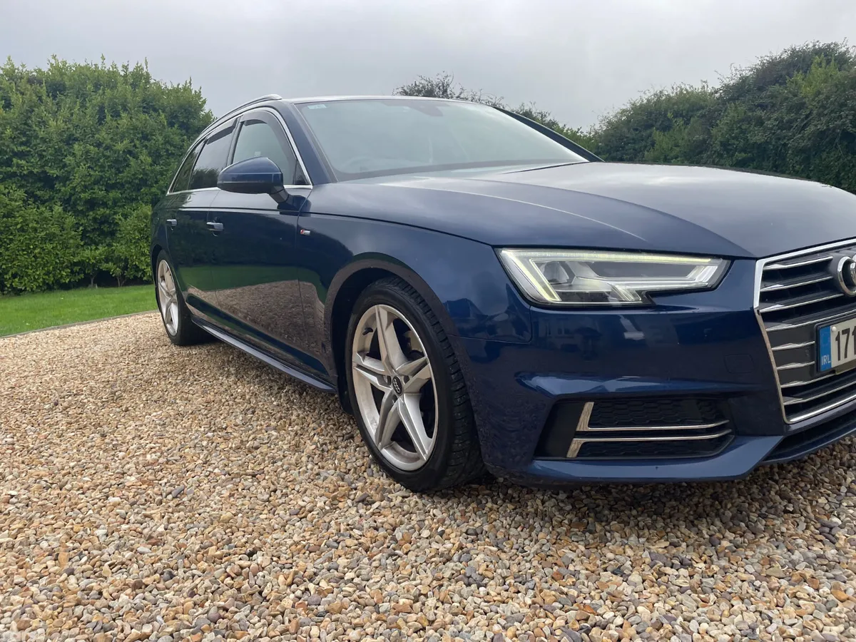 Audi A4 Estate, Diesel, 2017, Blue