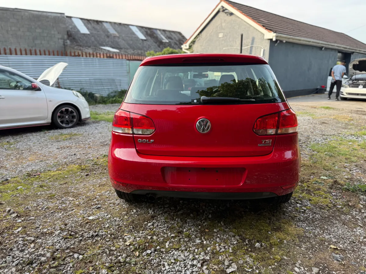 Volkswagen Golf Hatchback, Petrol, 2013, Red