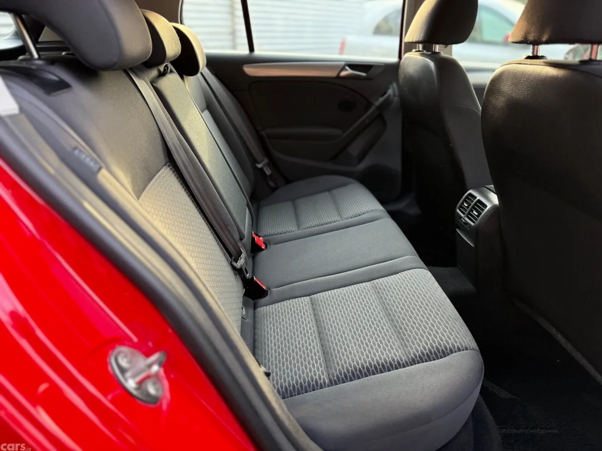 Volkswagen Golf Hatchback, Petrol, 2013, Red