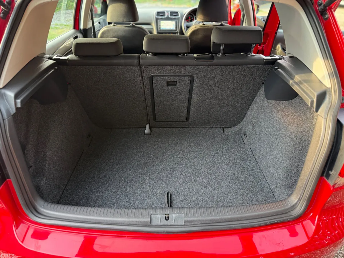 Volkswagen Golf Hatchback, Petrol, 2013, Red