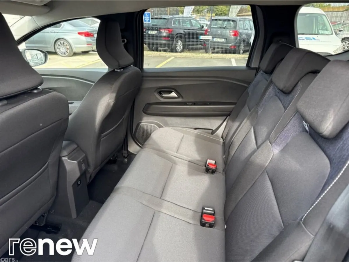 Dacia Jogger MPV, Petrol Hybrid, 2026, Grey