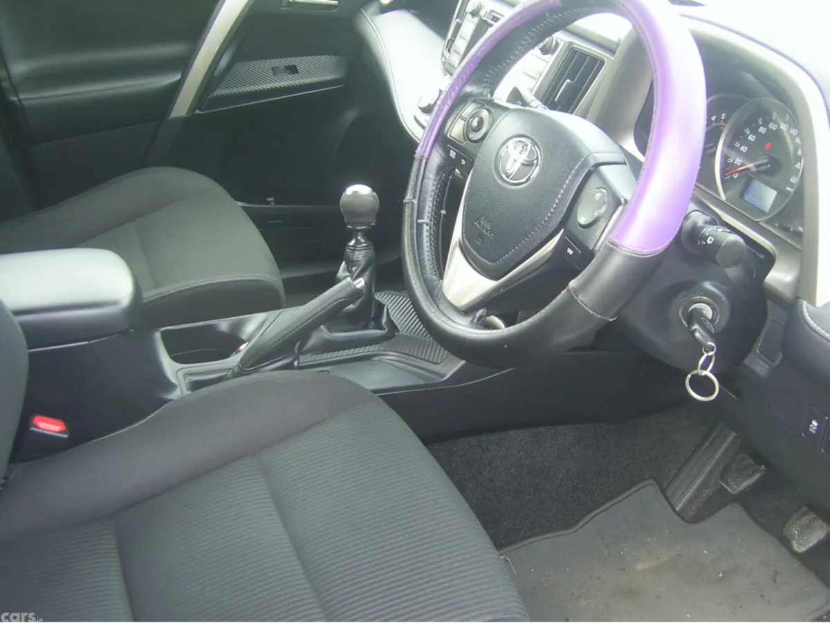 Toyota RAV4 MPV, Diesel, 2014, Silver