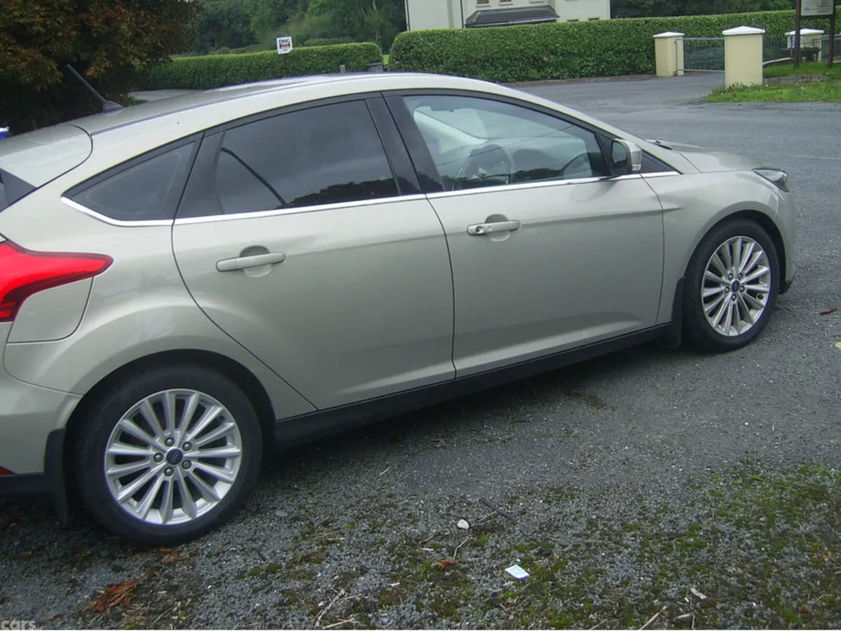Ford Focus Hatchback, Diesel, 2018, Grey