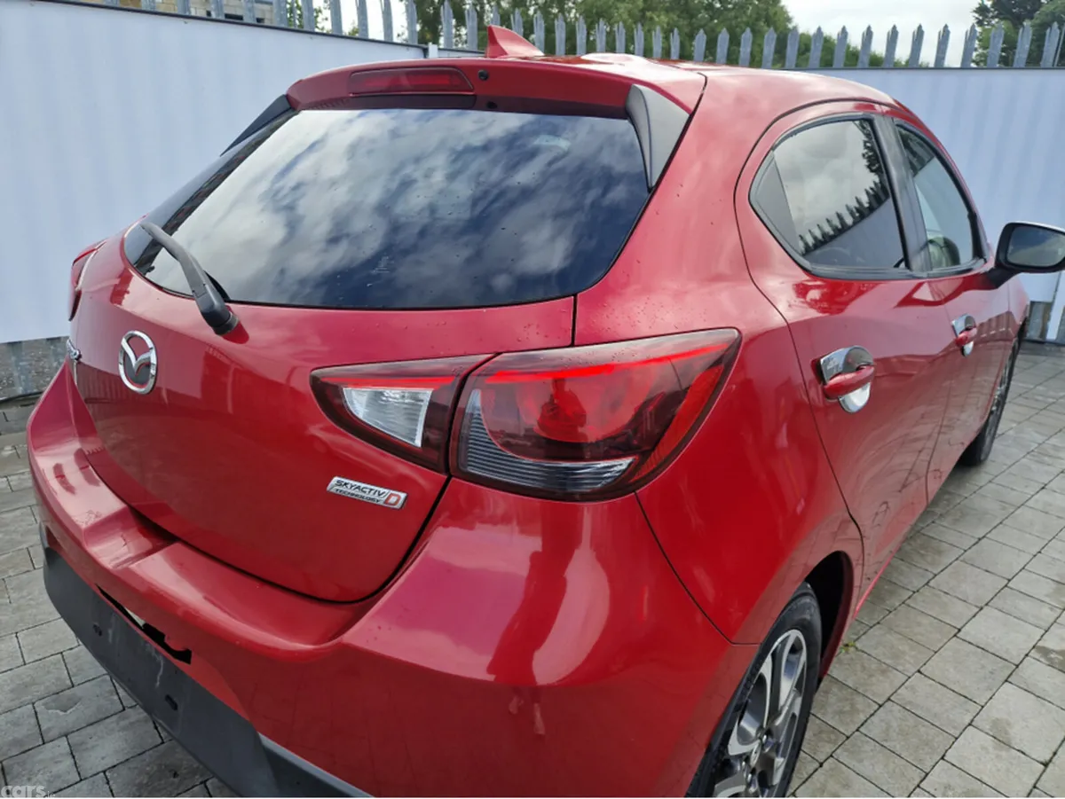 Mazda Mazda2 Hatchback, Diesel, 2016, Red