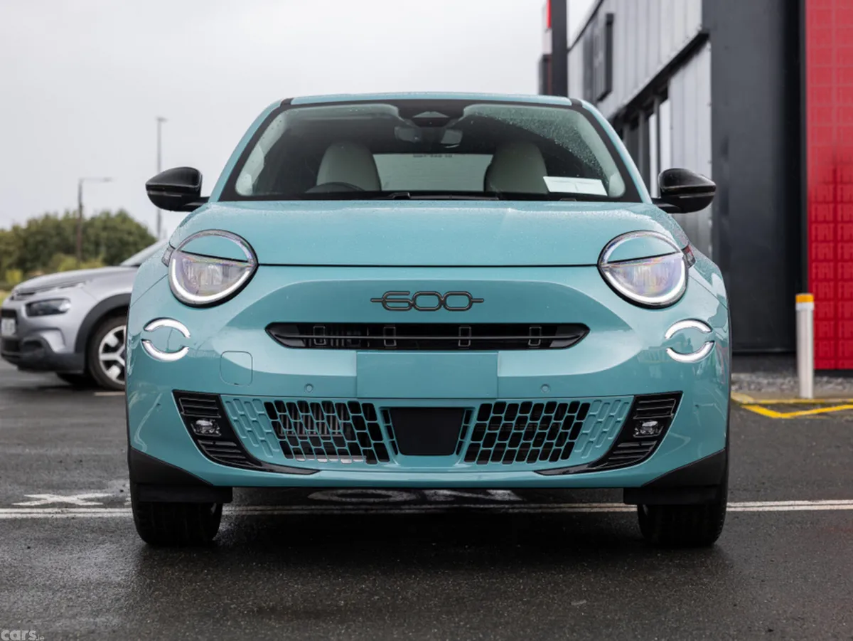 Fiat 600 SUV, Petrol Hybrid, 2026, Blue