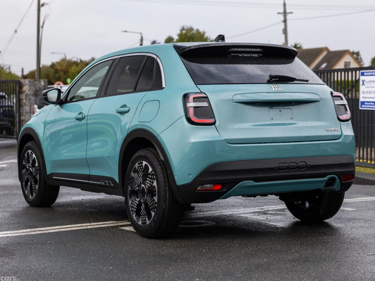 Fiat 600 SUV, Petrol Hybrid, 2026, Blue