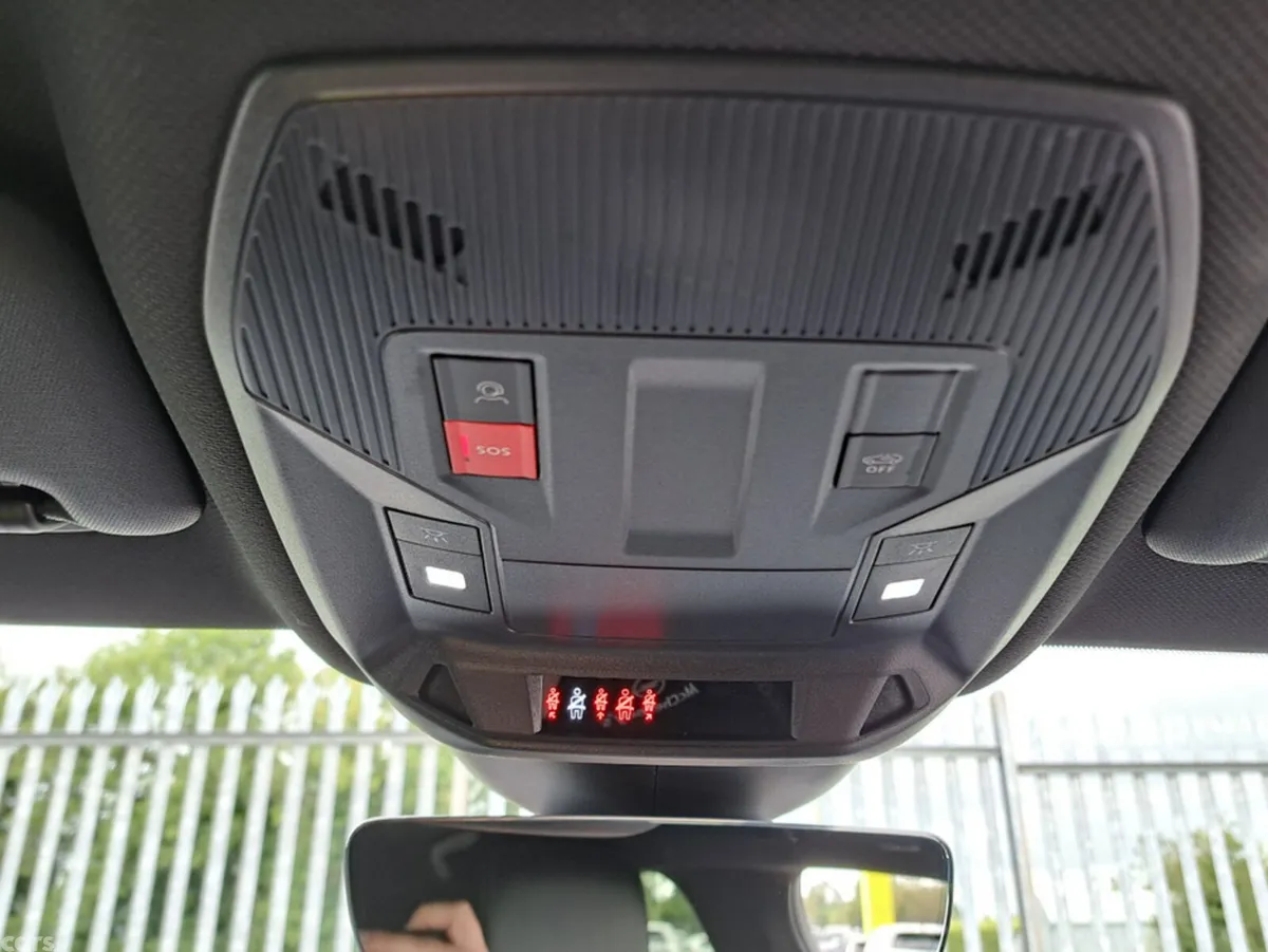 Opel Astra Hatchback, Petrol, 2024, Red