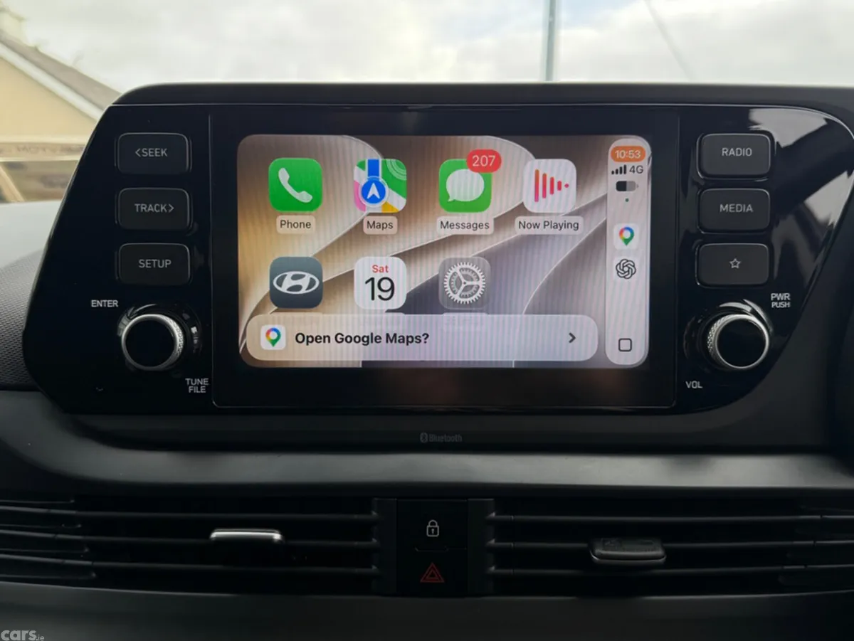 Hyundai i20 Hatchback, Petrol, 2022, Blue