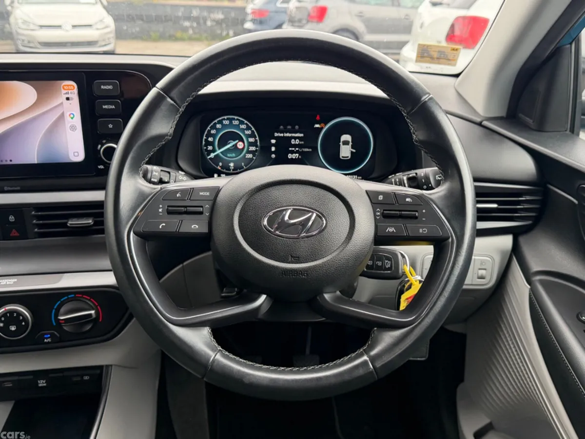 Hyundai i20 Hatchback, Petrol, 2022, Blue