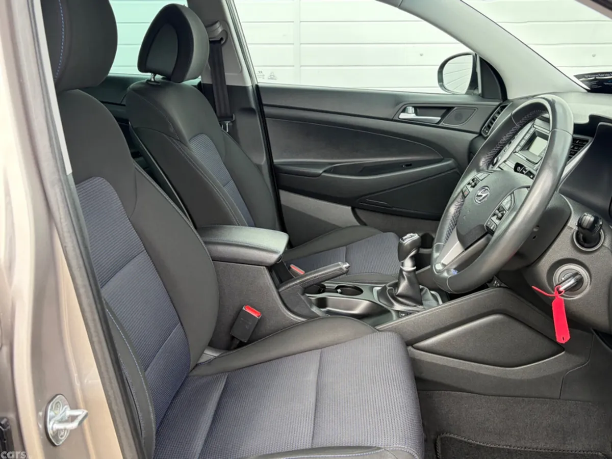 Hyundai Tucson MPV, Diesel, 2018, White