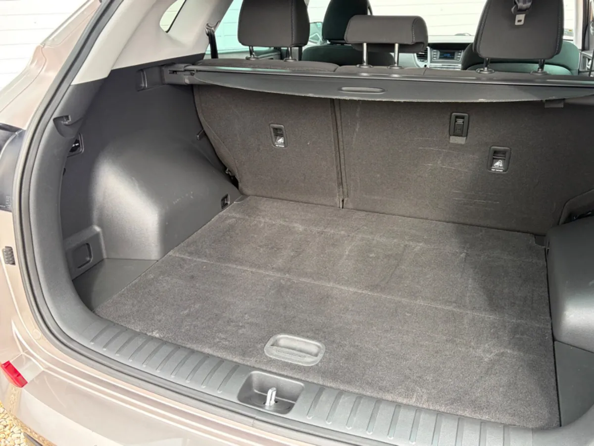 Hyundai Tucson MPV, Diesel, 2018, White