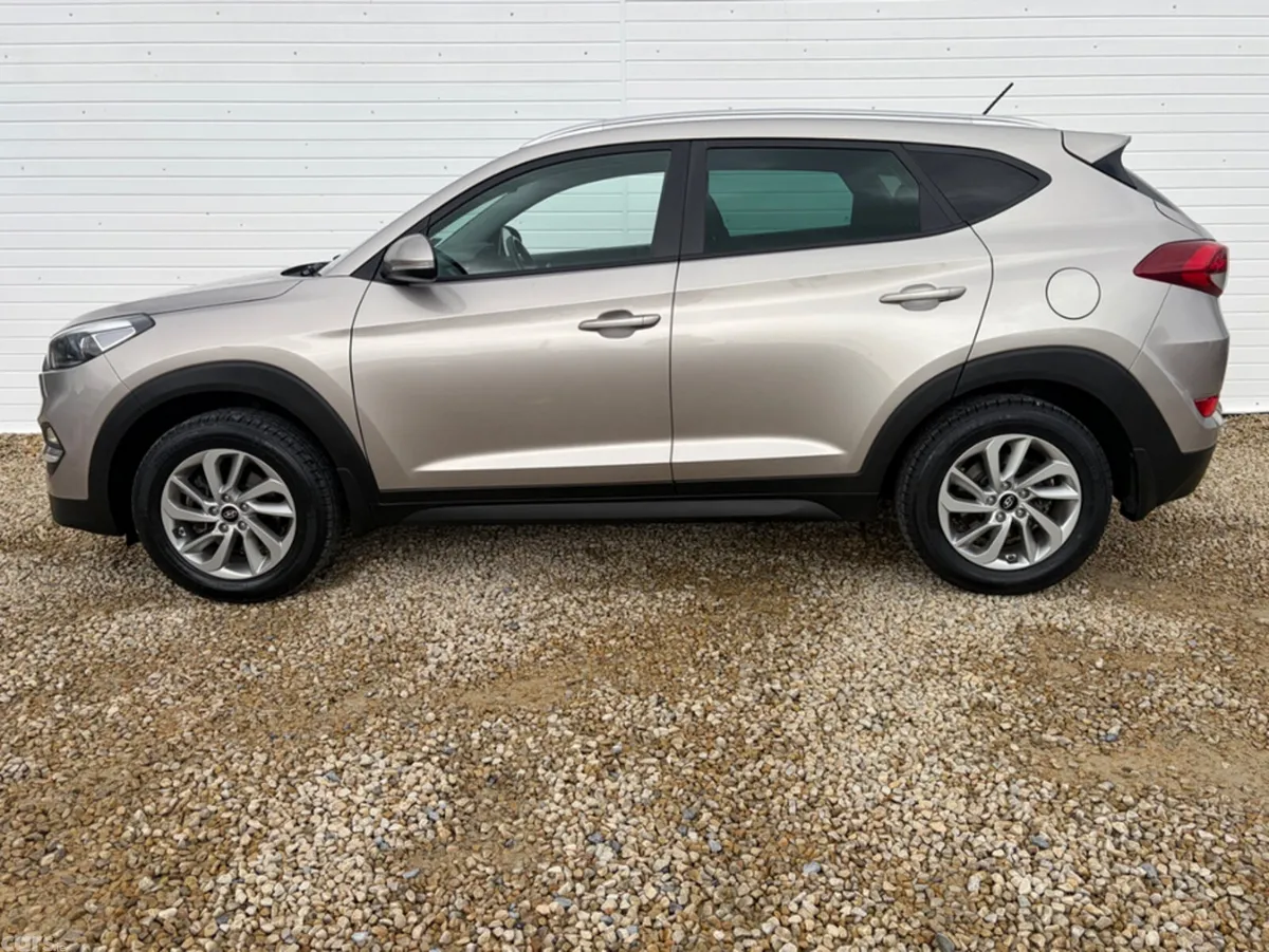 Hyundai Tucson MPV, Diesel, 2018, White