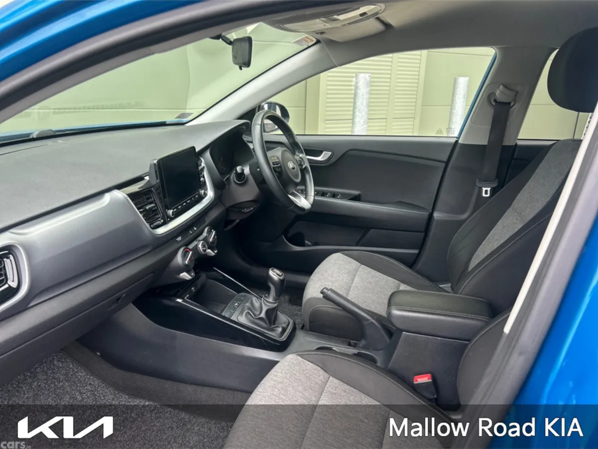 Kia Stonic Estate, Petrol, 2021, Blue
