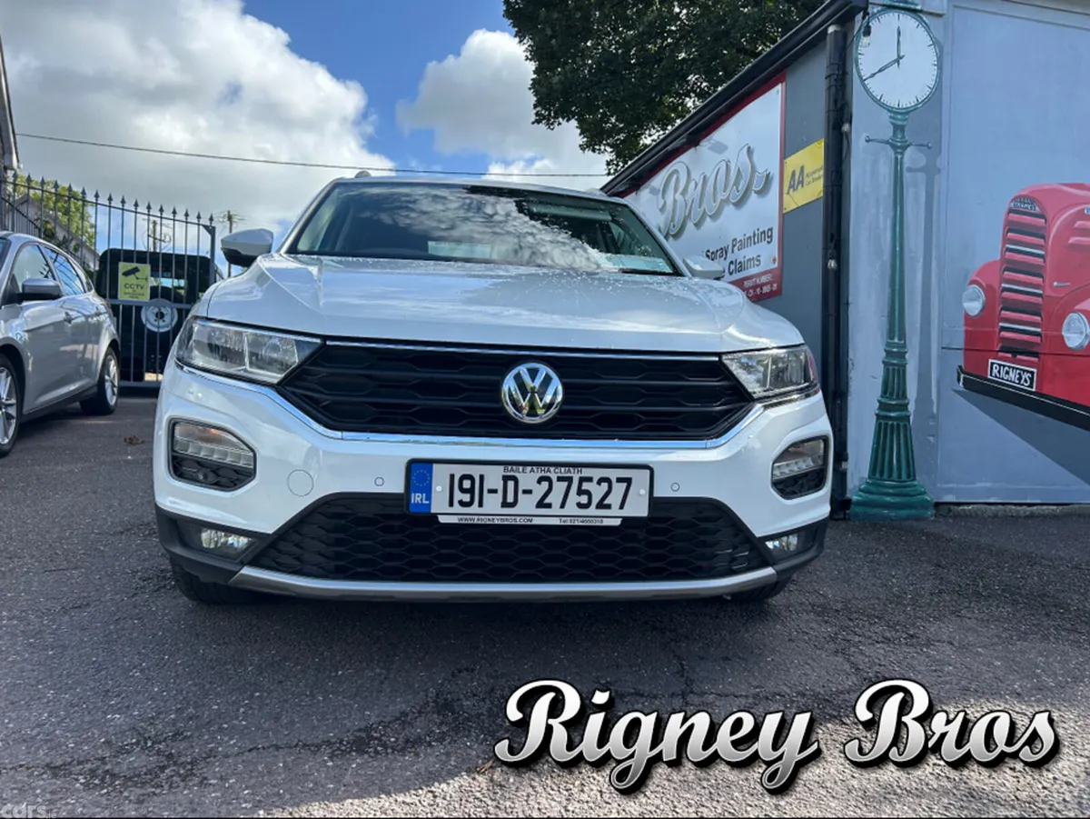 Volkswagen T-Roc Hatchback, Diesel, 2019, White