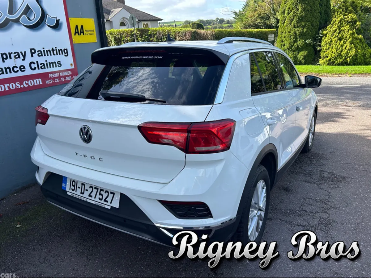 Volkswagen T-Roc Hatchback, Diesel, 2019, White