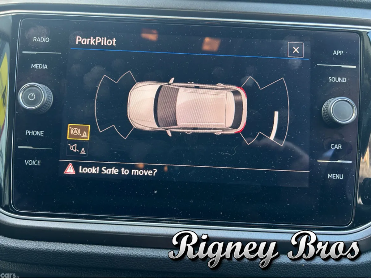 Volkswagen T-Roc Hatchback, Diesel, 2019, White