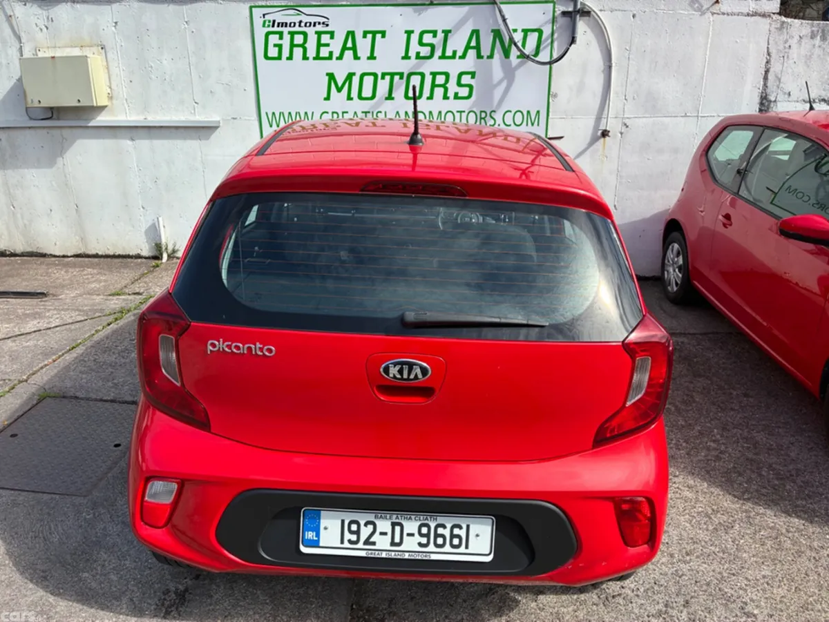 Kia Picanto Hatchback, Petrol, 2019, Red