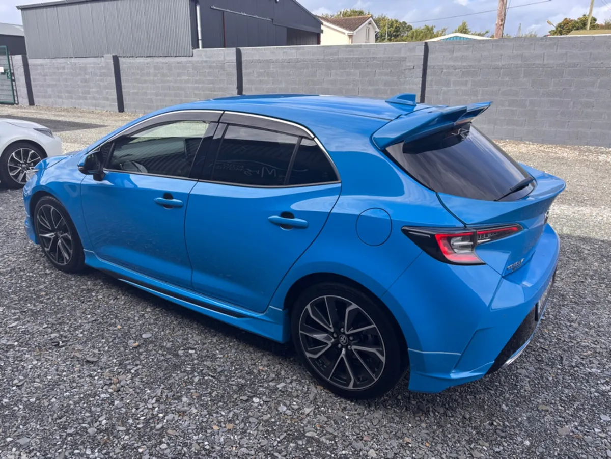 Toyota Corolla Hatchback, Petrol Hybrid, 2020, Blue